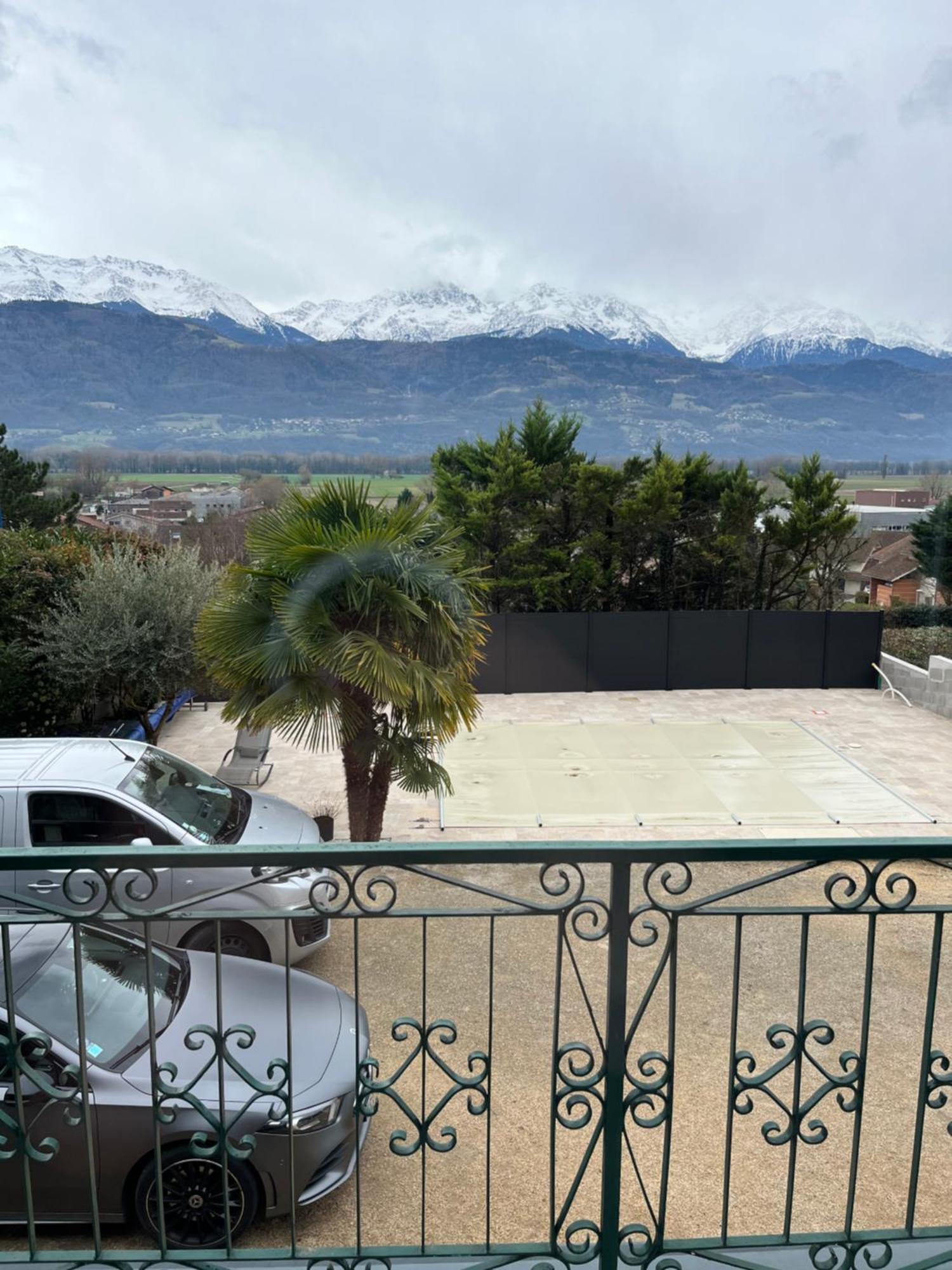 Logement Icare 5Km De Crolles, Soitec , St Lumbin Exterior photo