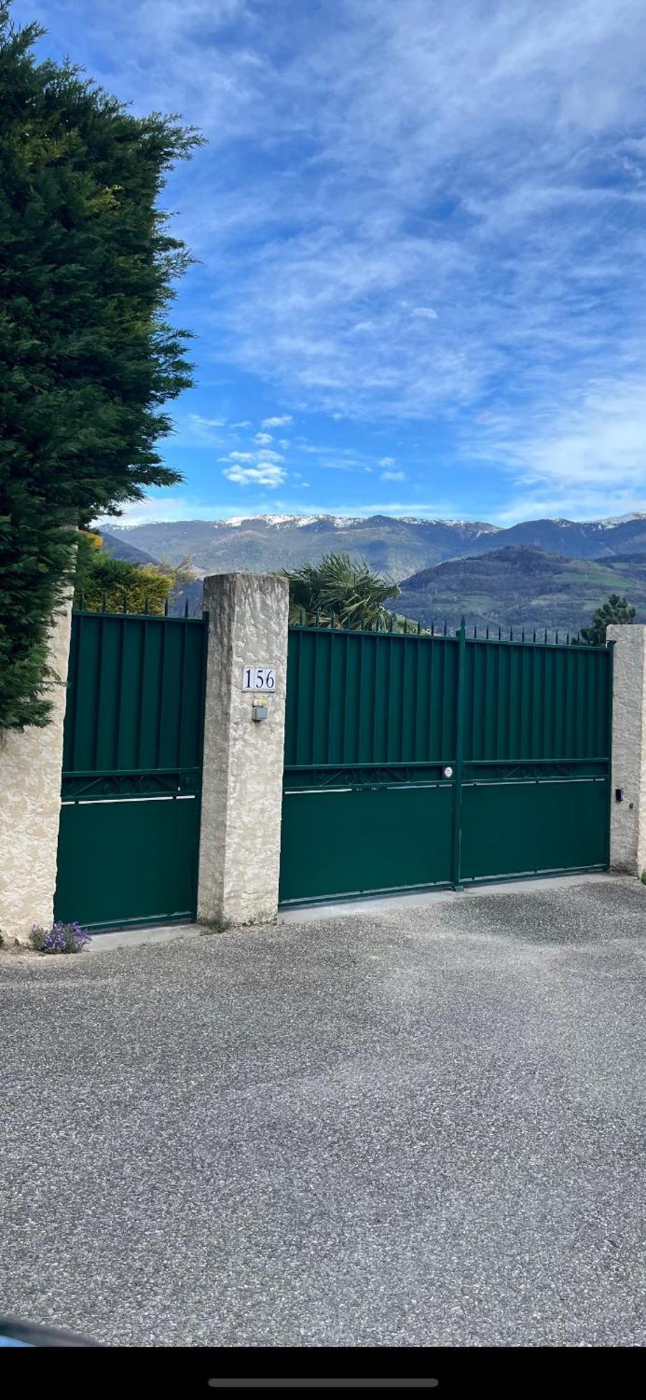Logement Icare 5Km De Crolles, Soitec , St Lumbin Exterior photo